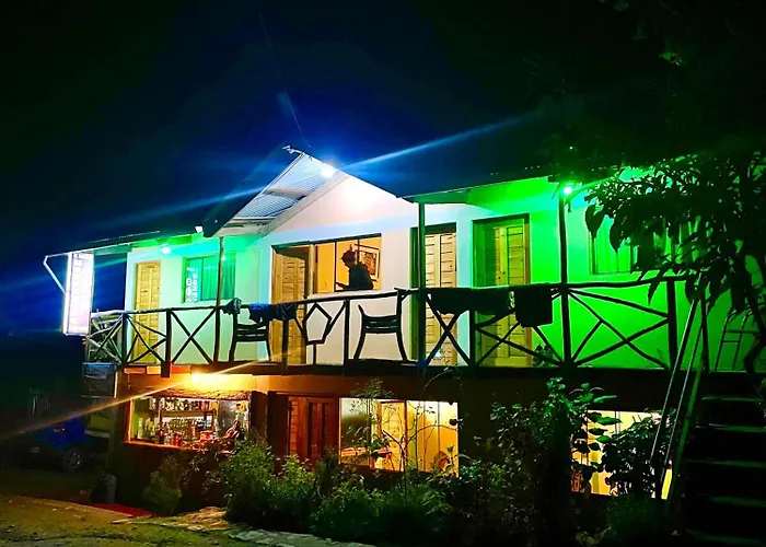 El Mirador Hotel
